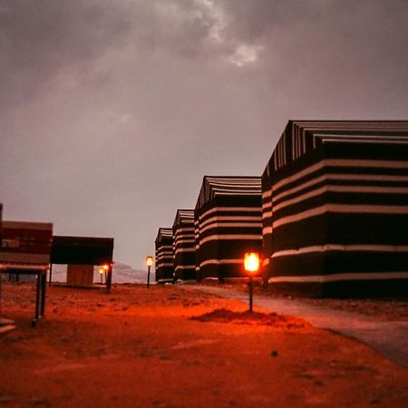 Wadirum Sunset Camp Hotel Вади Рум Екстериор снимка