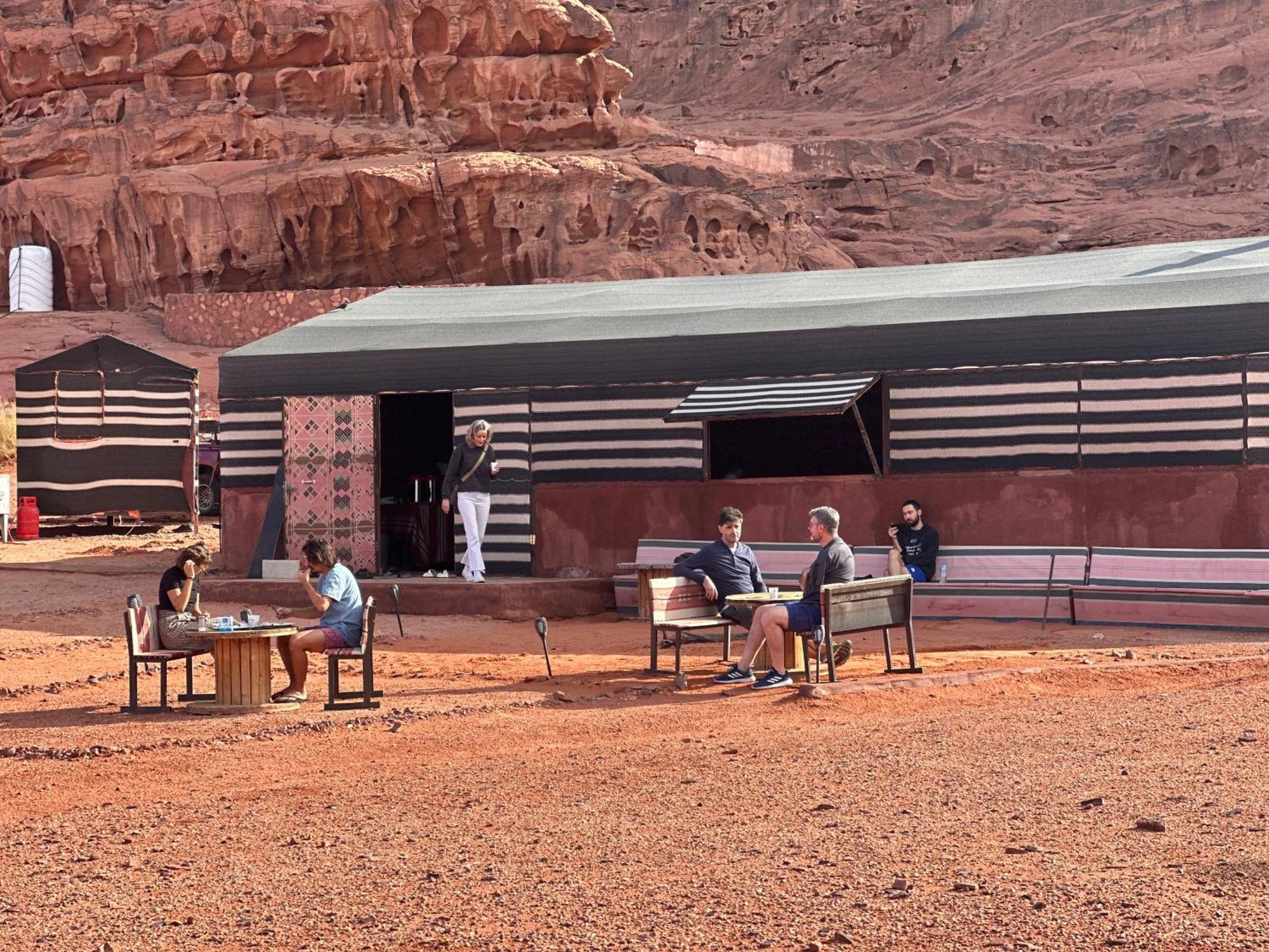 Wadirum Sunset Camp Hotel Вади Рум Екстериор снимка